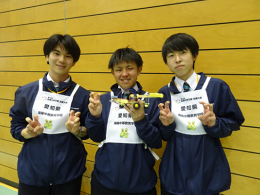 愛知県代表の選手3名